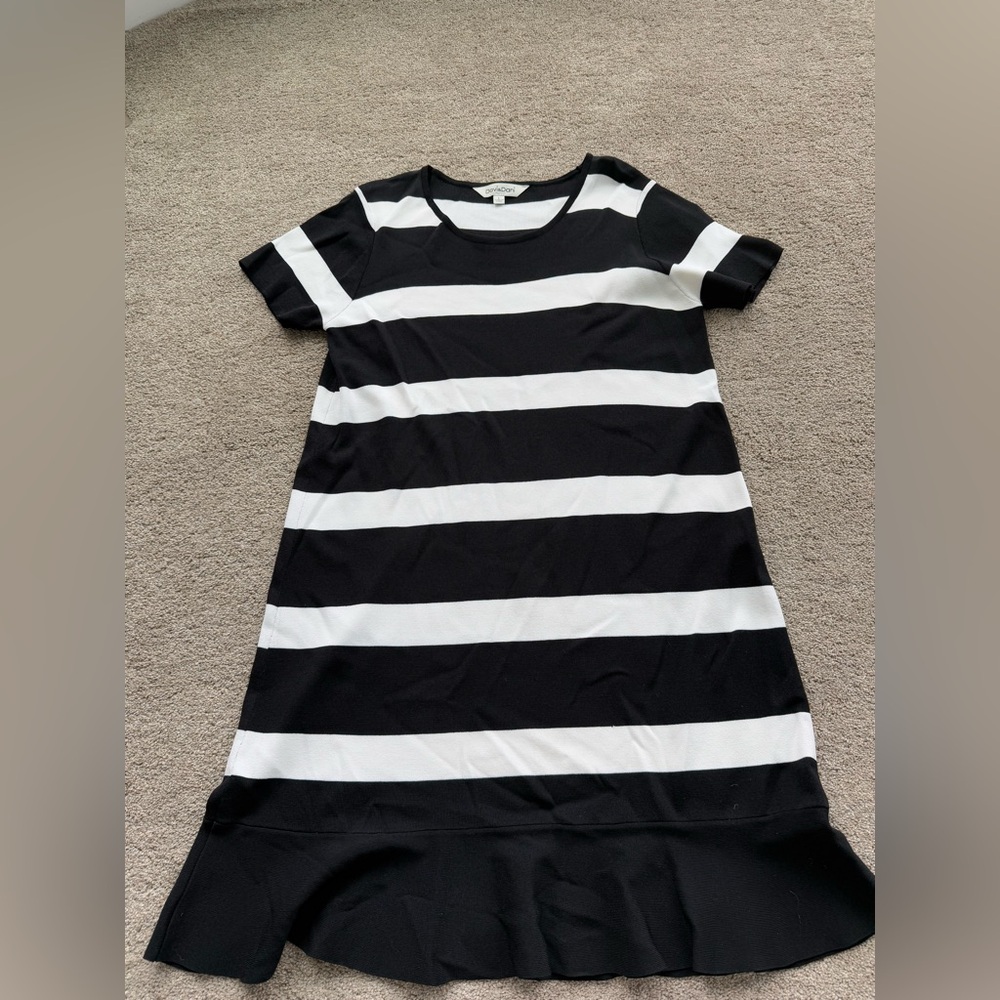 Davi & Dani Striped Shift Dress